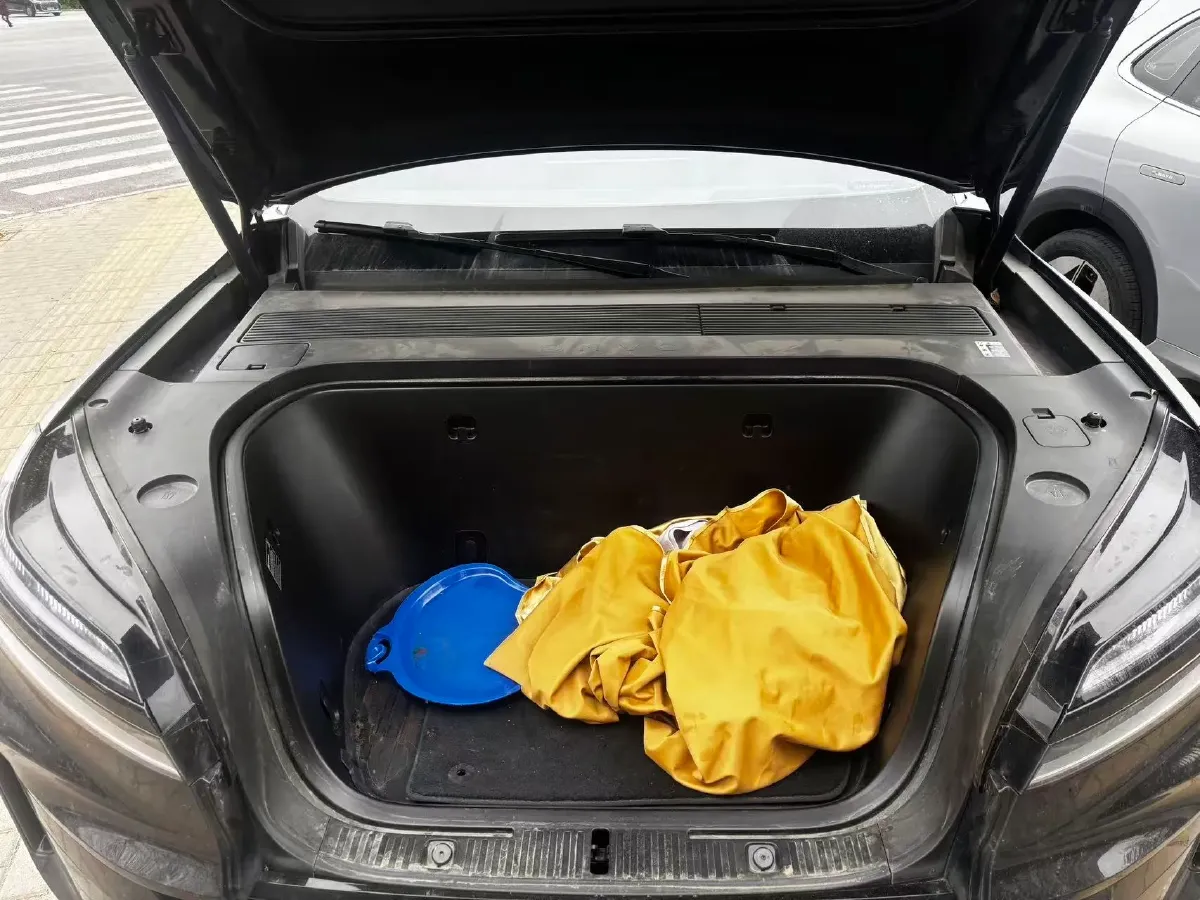 2025 ONVO L90 BEV,autocango,china used car exporter,china ev exporter,chinese used car exporter,chinese used ev exporter