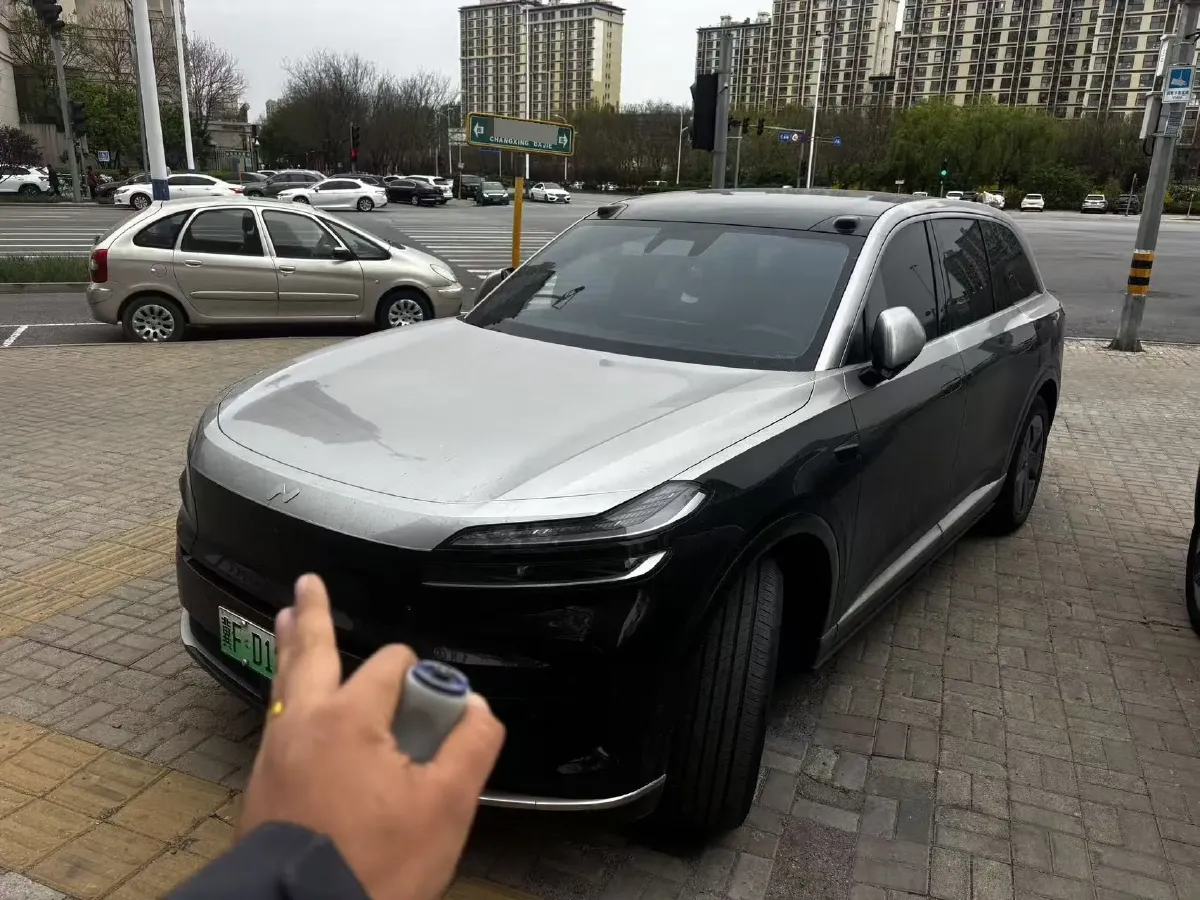 2025 ONVO L90 BEV,autocango,china used car exporter,china ev exporter,chinese used car exporter,chinese used ev exporter