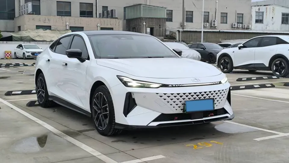 2023 ChangAn QiYuan A07 1.5L 95HP L4 REEV 28.4KWH,autocango,china used car exporter,china ev exporter,chinese used car exporter,chinese used ev exporter