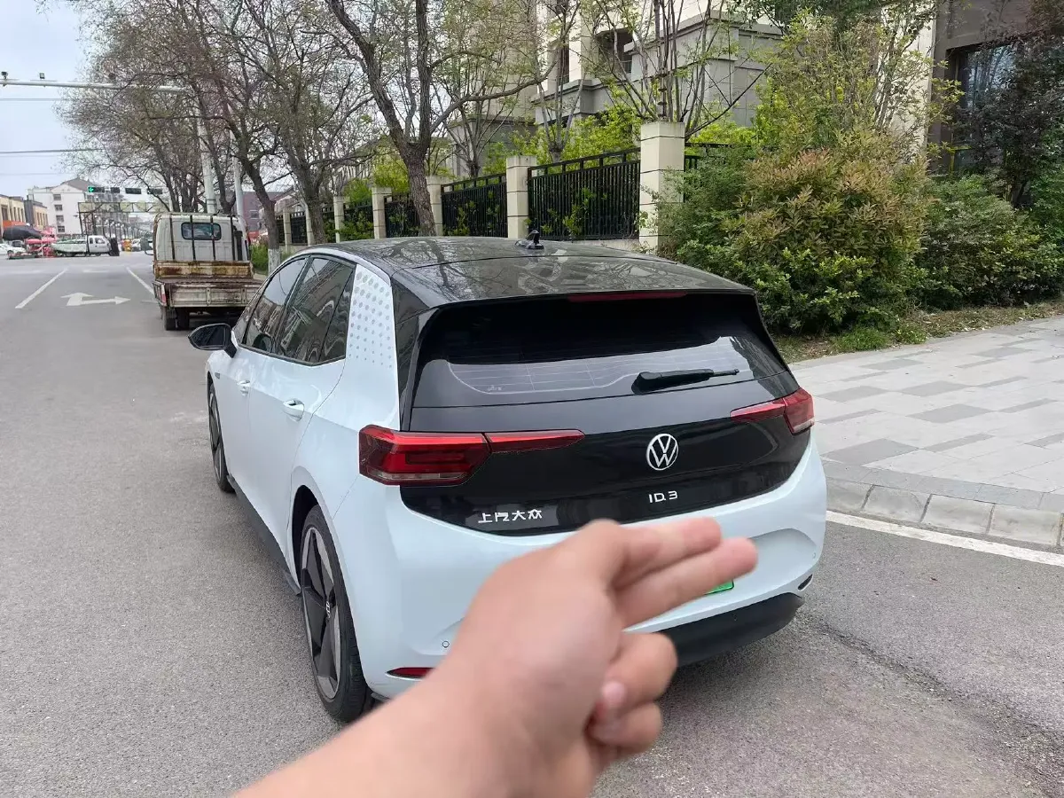 2021 Volkswagen ID.3 BEV 57.3KWH,autocango,china used car exporter,china ev exporter,chinese used car exporter,chinese used ev exporter