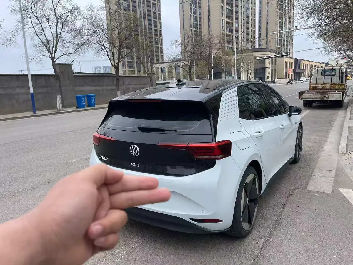 2021 Volkswagen ID.3 BEV 57.3KWH,autocango,china used car exporter,china ev exporter,chinese used car exporter,chinese used ev exporter