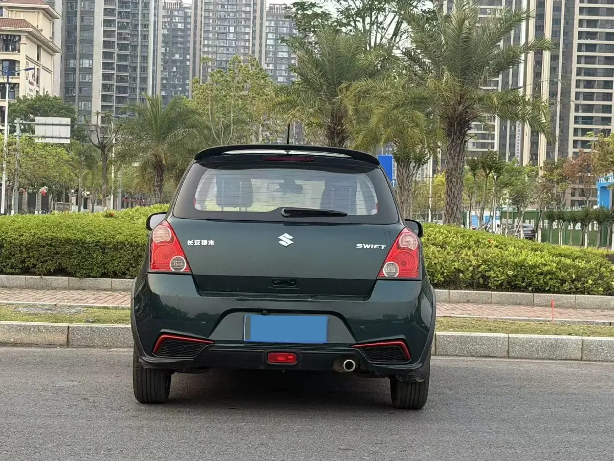 2016 Suzuki Swift 1.5L 103HP L4 4AT,autocango,china used car exporter,china ev exporter,chinese used car exporter,chinese used ev exporter