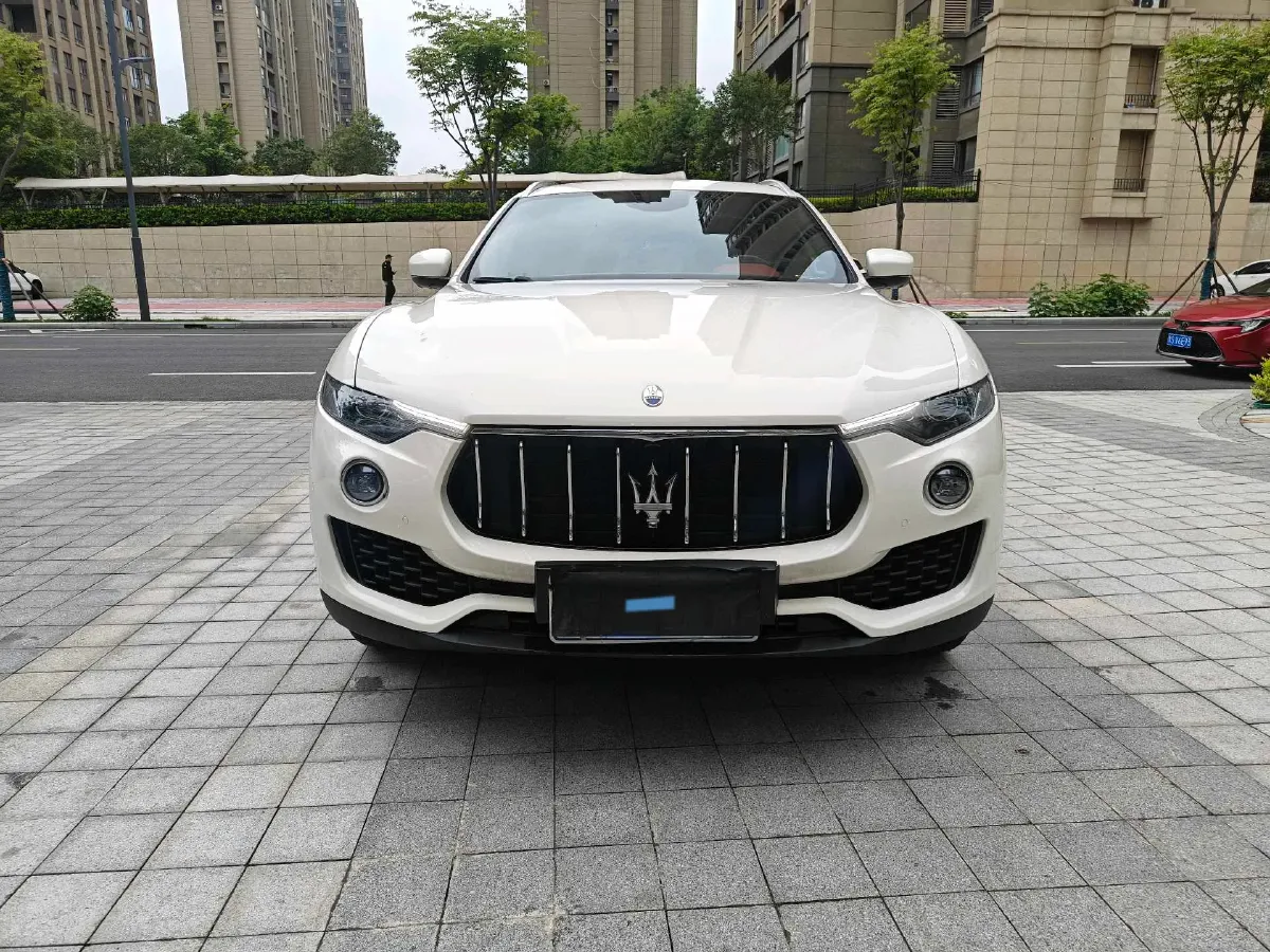 2019 Maserati Levante 3.0T 350HP V6 8AT,autocango,china used car exporter,china ev exporter,chinese used car exporter,chinese used ev exporter