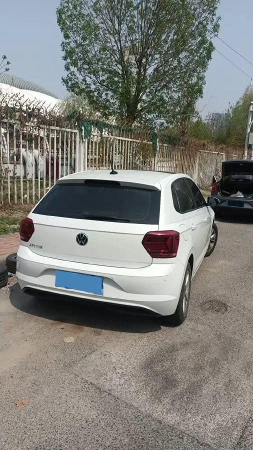2023 Volkswagen Polo 1.5L 113HP L4 6AT,autocango,china used car exporter,china ev exporter,chinese used car exporter,chinese used ev exporter