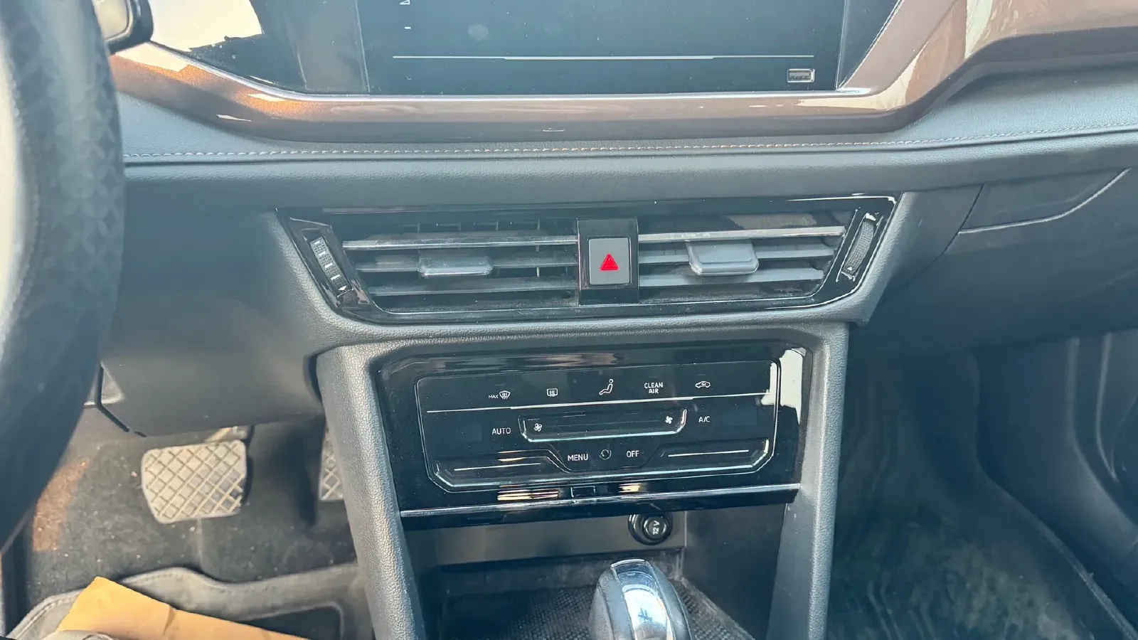 2021 Volkswagen Tharu 1.4T 150HP L4 7DCT,autocango,china used car exporter,china ev exporter,chinese used car exporter,chinese used ev exporter