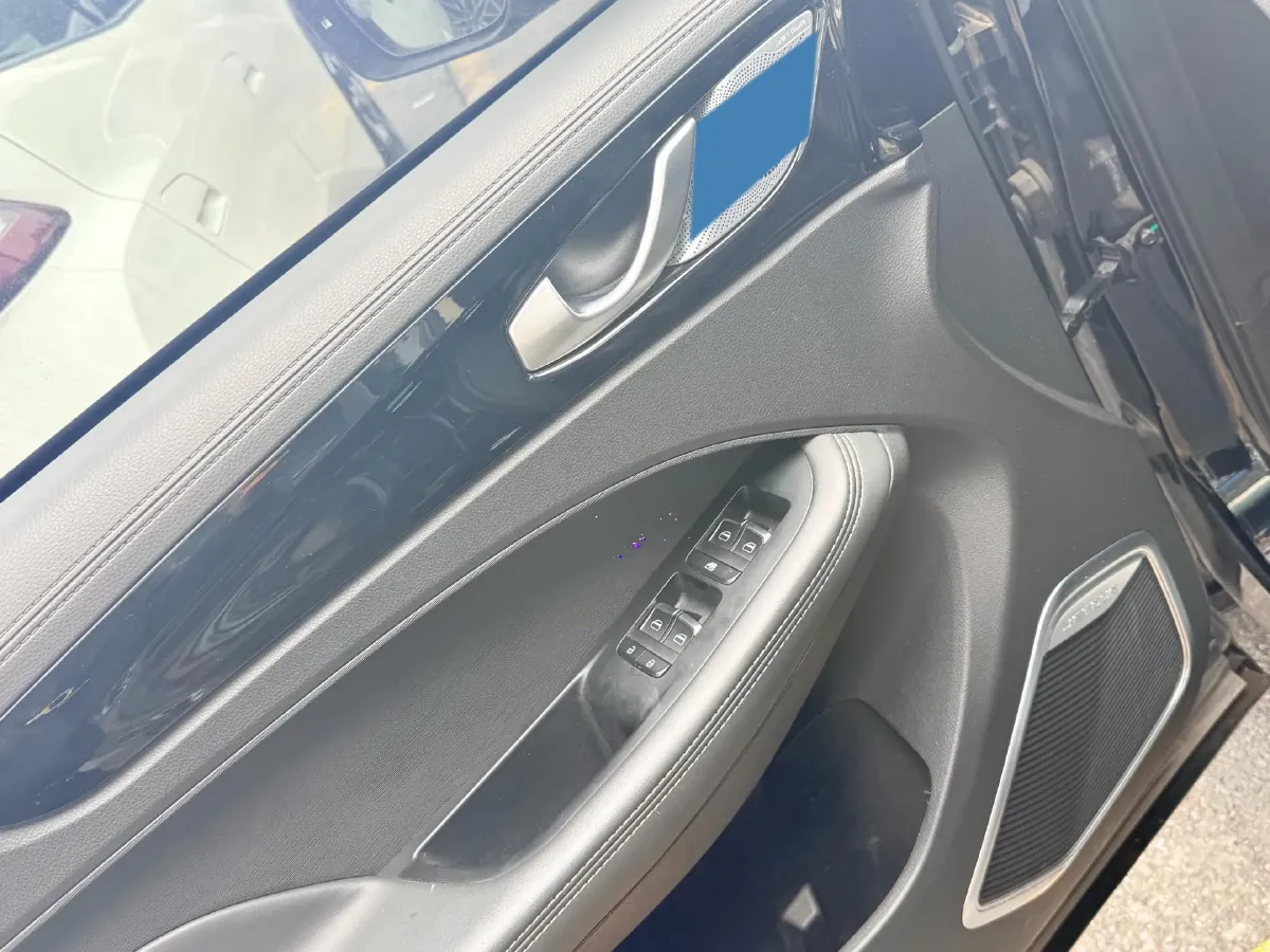 2019 Jetour X90 1.6T 197HP L4 7DCT,autocango,china used car exporter,china ev exporter,chinese used car exporter,chinese used ev exporter