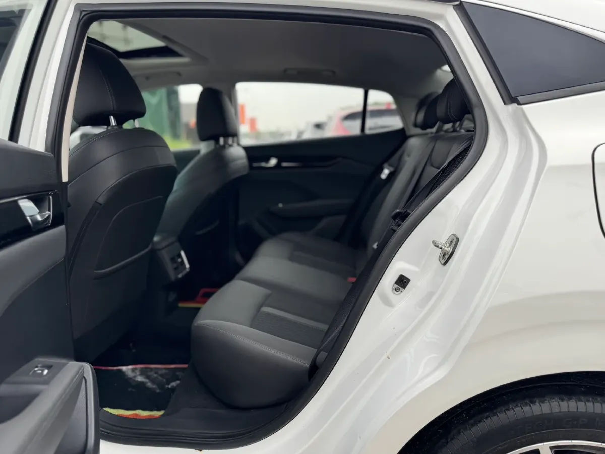 2020 DongFeng Aeolus YiXuan 1.5T 150HP L4 6DCT,autocango,china used car exporter,china ev exporter,chinese used car exporter,chinese used ev exporter