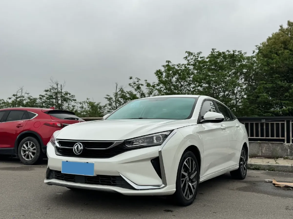 2020 DongFeng Aeolus YiXuan 1.5T 150HP L4 6DCT,autocango,china used car exporter,china ev exporter,chinese used car exporter,chinese used ev exporter