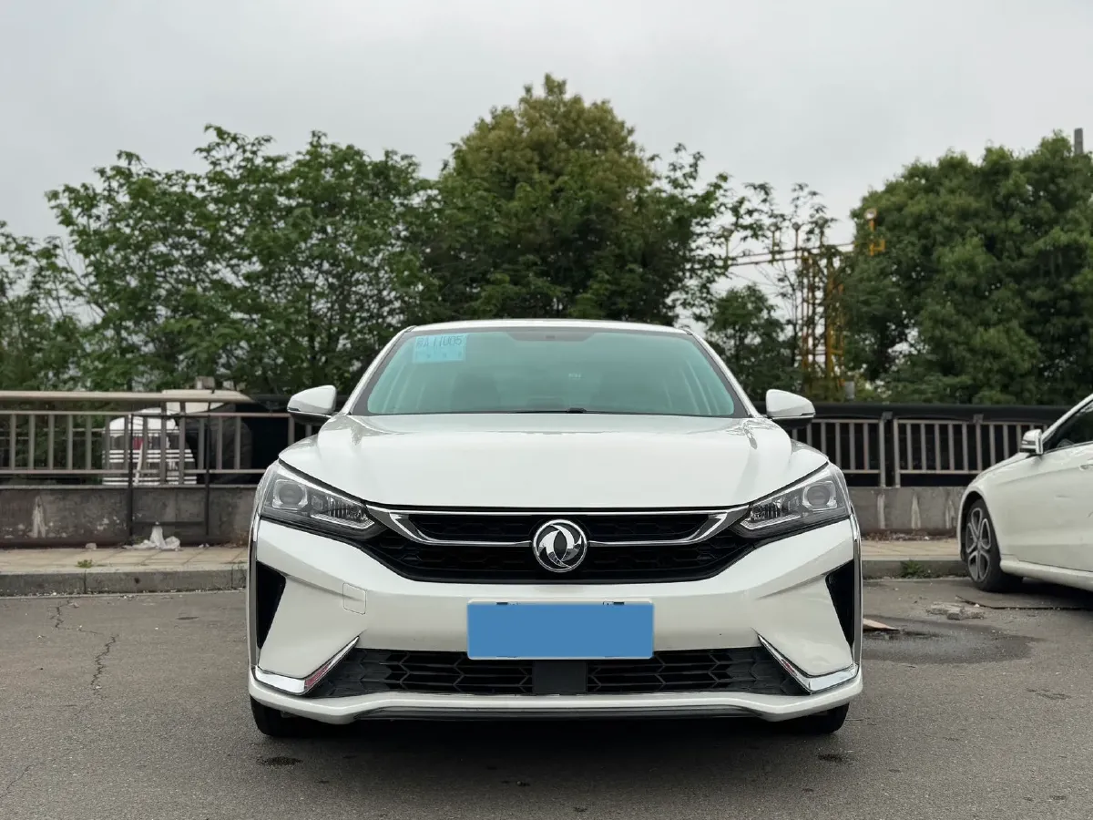 2020 DongFeng Aeolus YiXuan 1.5T 150HP L4 6DCT,autocango,china used car exporter,china ev exporter,chinese used car exporter,chinese used ev exporter