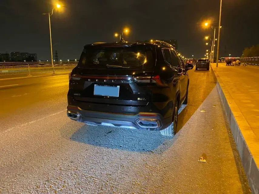 2025 Geely Okavango L 2.0T 218HP L4 7DCT,autocango,china used car exporter,china ev exporter,chinese used car exporter,chinese used ev exporter