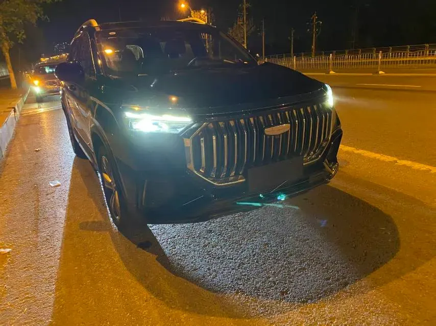 2025 Geely Okavango L 2.0T 218HP L4 7DCT,autocango,china used car exporter,china ev exporter,chinese used car exporter,chinese used ev exporter