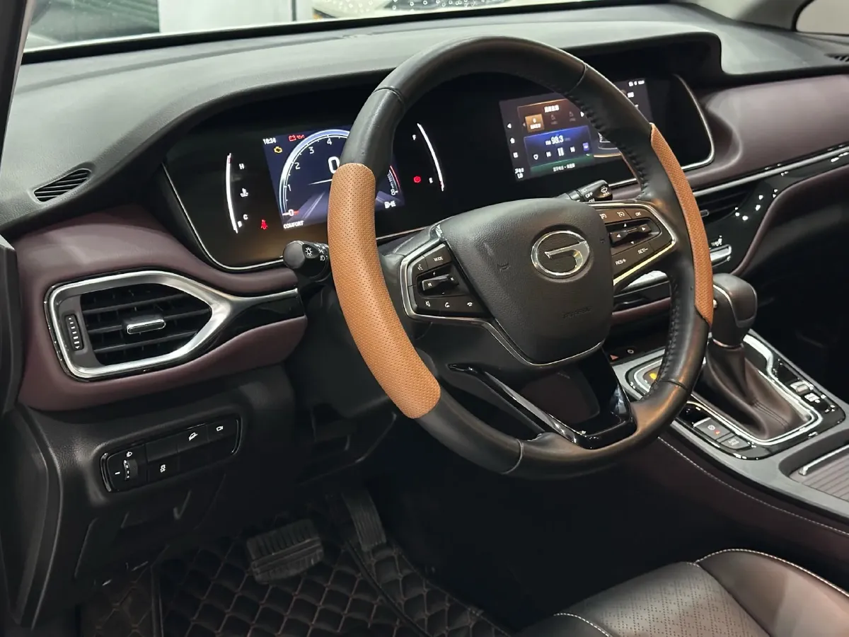 2021 GAC Trumpchi M6 1.5T 169HP L4 7DCT,autocango,china used car exporter,china ev exporter,chinese used car exporter,chinese used ev exporter