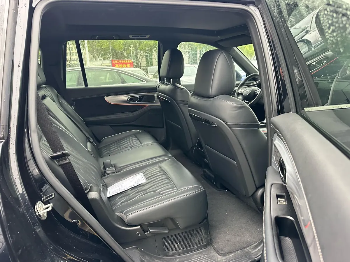 2022 GAC Trumpchi GS8 2.0T 190HP L4 E-CVT Hybrid,autocango,china used car exporter,china ev exporter,chinese used car exporter,chinese used ev exporter