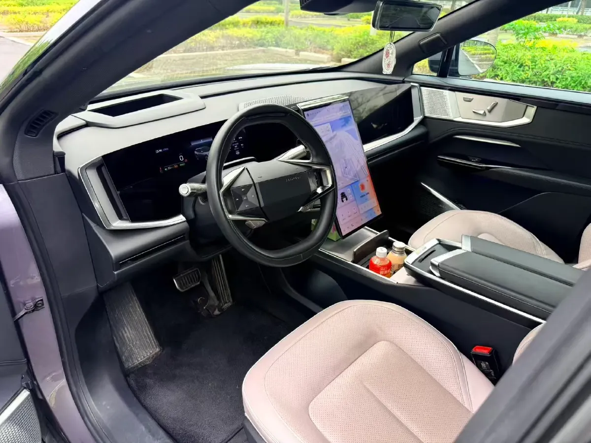 2023 HiPhi Y BEV 76.6KWH,autocango,china used car exporter,china ev exporter,chinese used car exporter,chinese used ev exporter