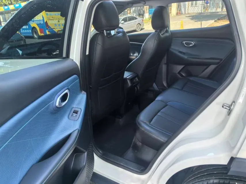 2023 GAC Trumpchi GS3 1.5T 177HP L4 7DCT,autocango,china used car exporter,china ev exporter,chinese used car exporter,chinese used ev exporter