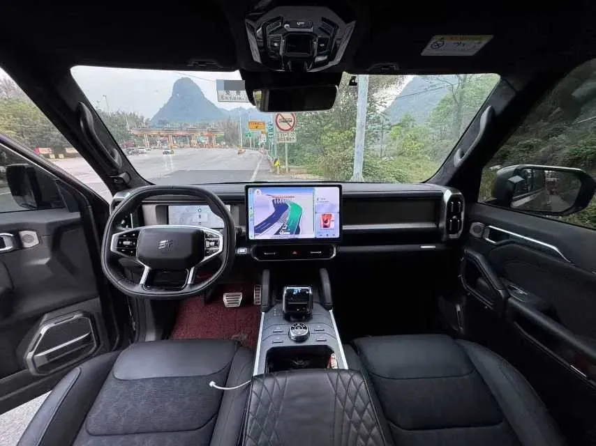 2023 Jetour Traveller 2.0T 254HP L4 8AT,autocango,china used car exporter,china ev exporter,chinese used car exporter,chinese used ev exporter