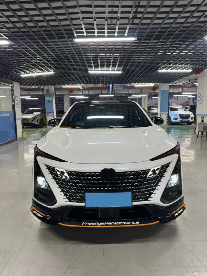 2022 ChangAn UNI-T 1.5T 188HP L4 7DCT,autocango,china used car exporter,china ev exporter,chinese used car exporter,chinese used ev exporter