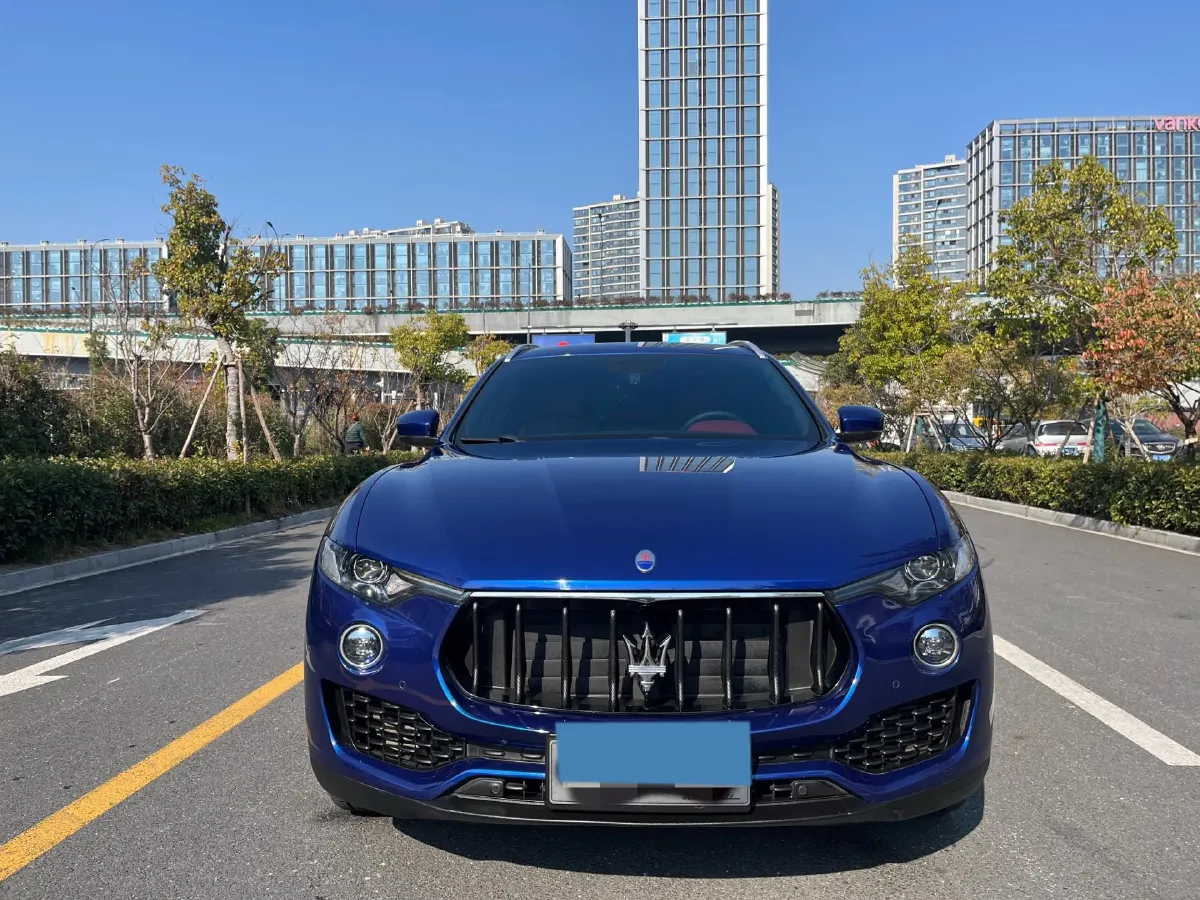 2019 Maserati Levante 3.0T 350HP V6 8AT,autocango,china used car exporter,china ev exporter,chinese used car exporter,chinese used ev exporter