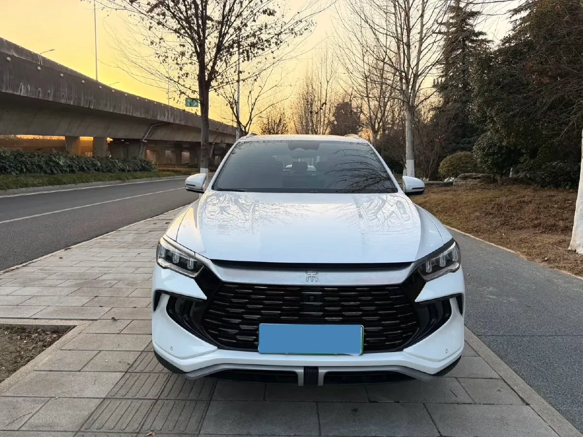 2024 BYD Song Pro 1.5L 110HP L4 E-CVT PHEV 18.3KWH,autocango,china used car exporter,china ev exporter,chinese used car exporter,chinese used ev exporter