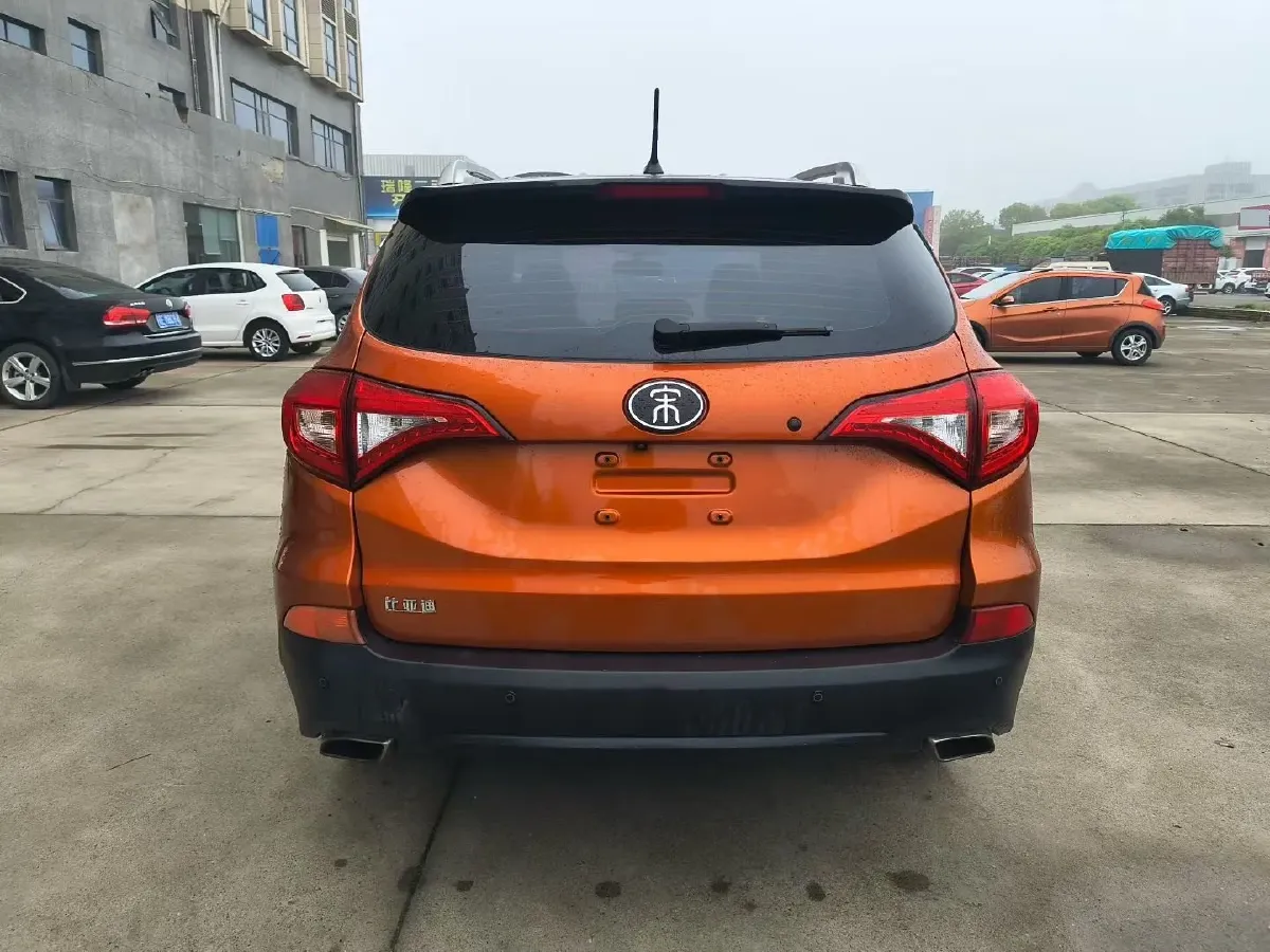 2017 BYD Song 1.5T 154HP L4 6MT,autocango,china used car exporter,china ev exporter,chinese used car exporter,chinese used ev exporter