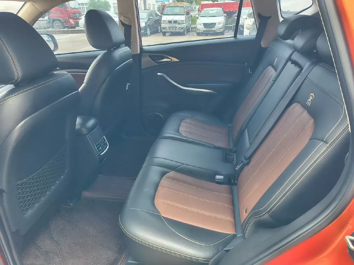 2017 BYD Song 1.5T 154HP L4 6MT,autocango,china used car exporter,china ev exporter,chinese used car exporter,chinese used ev exporter