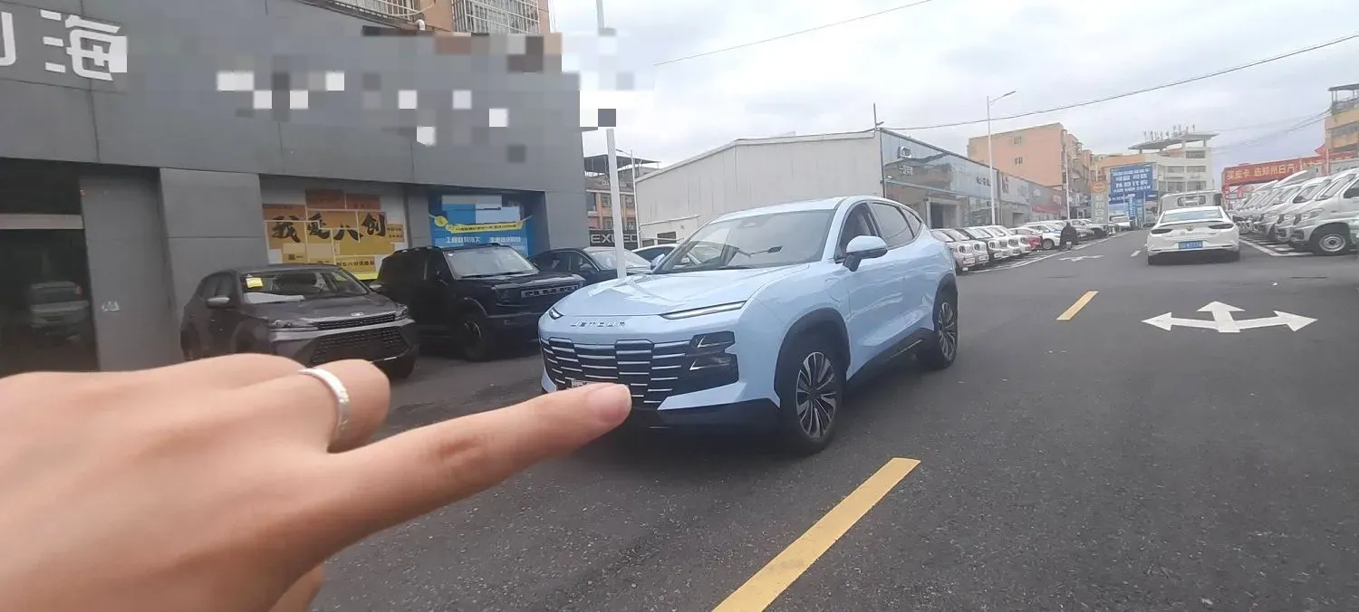 2022 Jetour DASHING i-DM 1.5T 156HP L4 3DHT PHEV 19.27KWH,autocango,china used car exporter,china ev exporter,chinese used car exporter,chinese used ev exporter