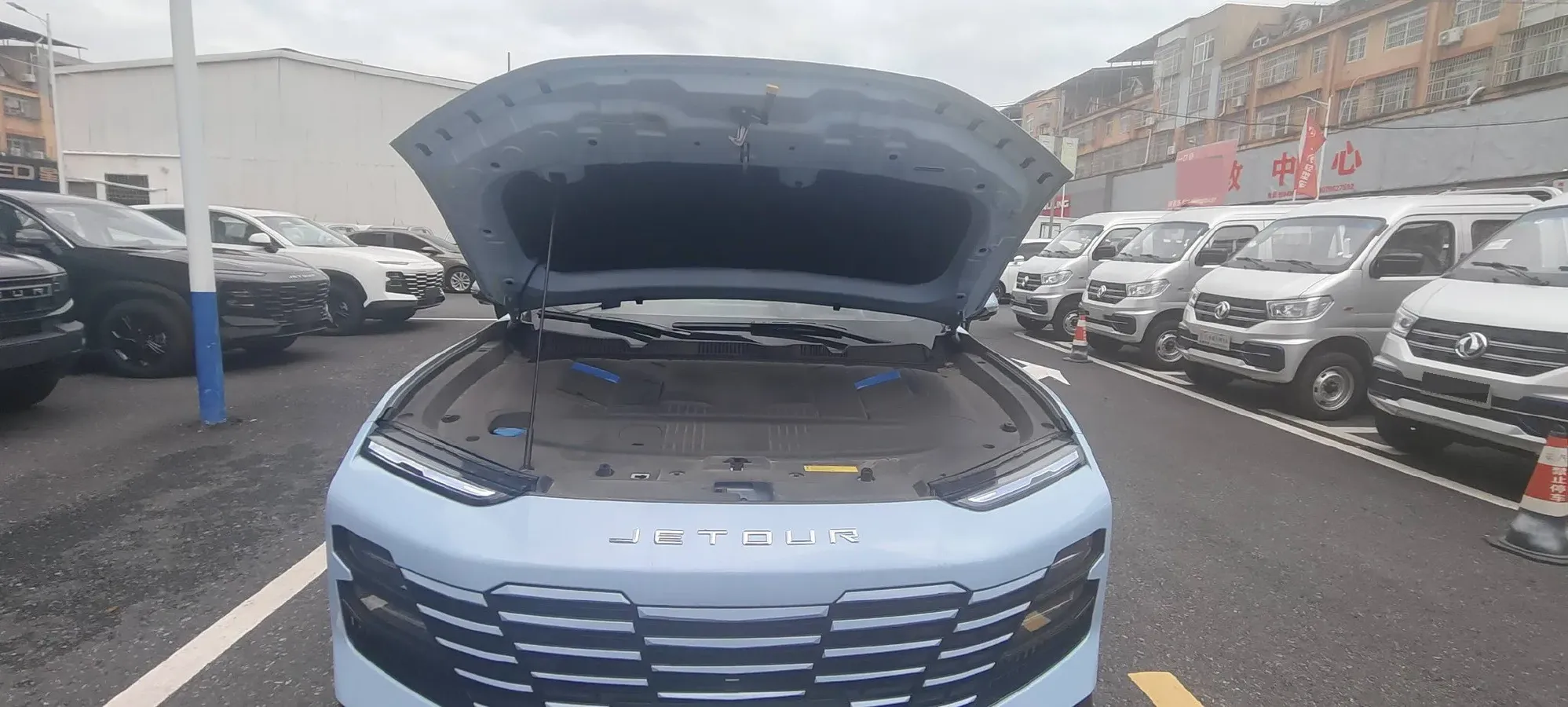 2022 Jetour DASHING i-DM 1.5T 156HP L4 3DHT PHEV 19.27KWH,autocango,china used car exporter,china ev exporter,chinese used car exporter,chinese used ev exporter