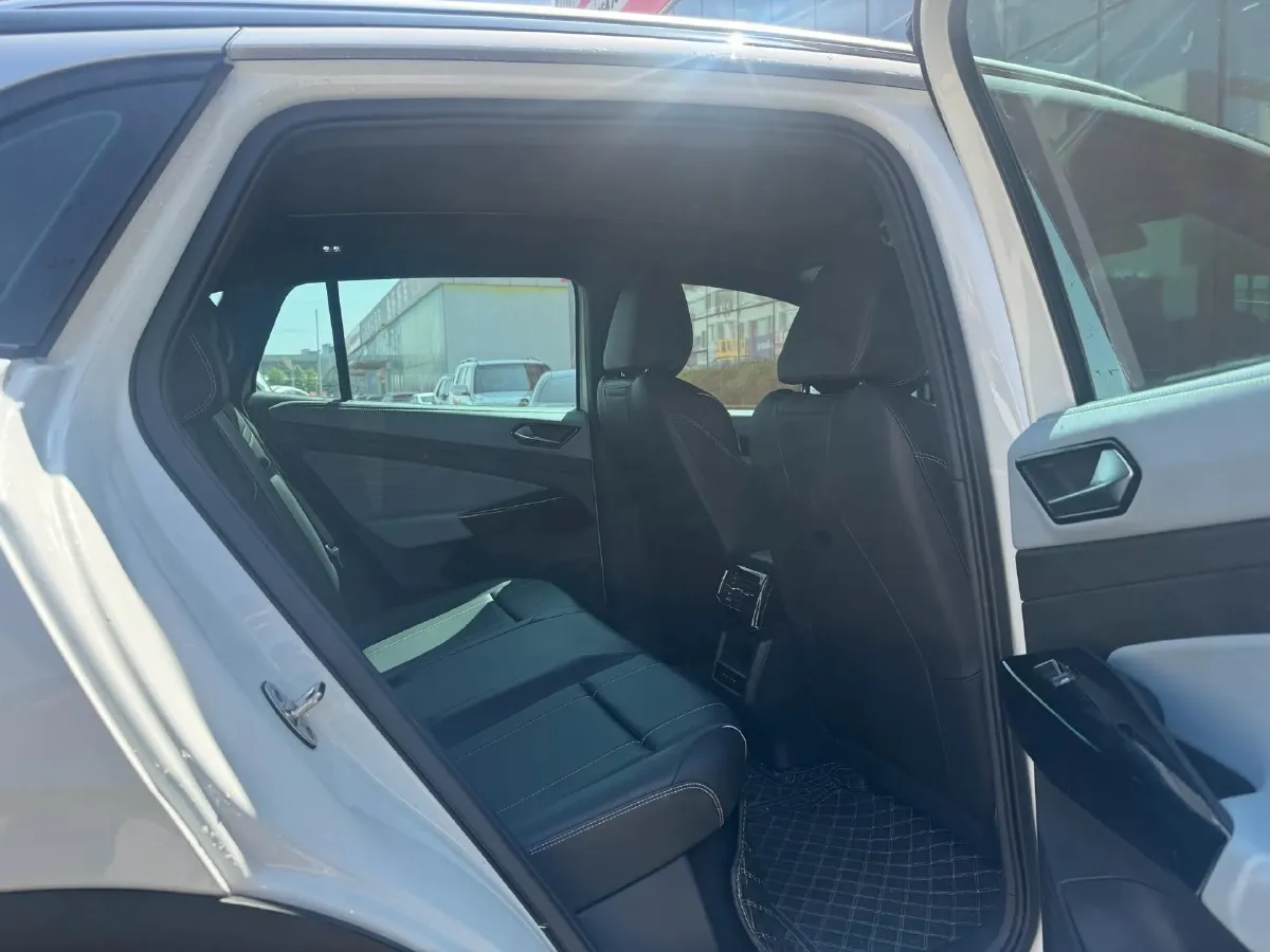 2025 CAVAN LEFU BEV,autocango,china used car exporter,china ev exporter,chinese used car exporter,chinese used ev exporter