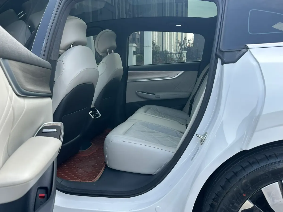2023 ChangAn QiYuan A07 1.5L 95HP L4 REEV 28.4KWH,autocango,china used car exporter,china ev exporter,chinese used car exporter,chinese used ev exporter