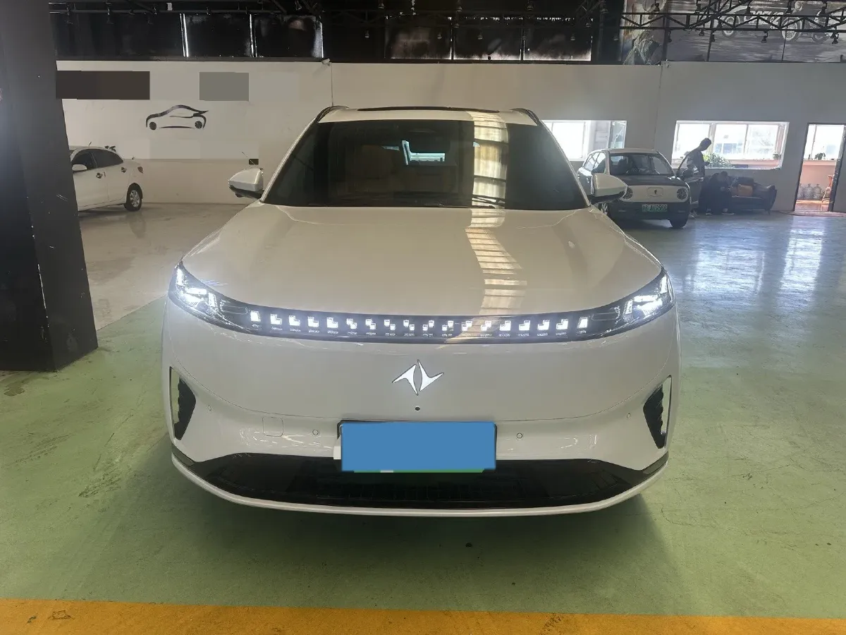 2025 DongFeng eπ eπ008 1.5T 147HP L4 REEV 34.32KWH,autocango,china used car exporter,china ev exporter,chinese used car exporter,chinese used ev exporter
