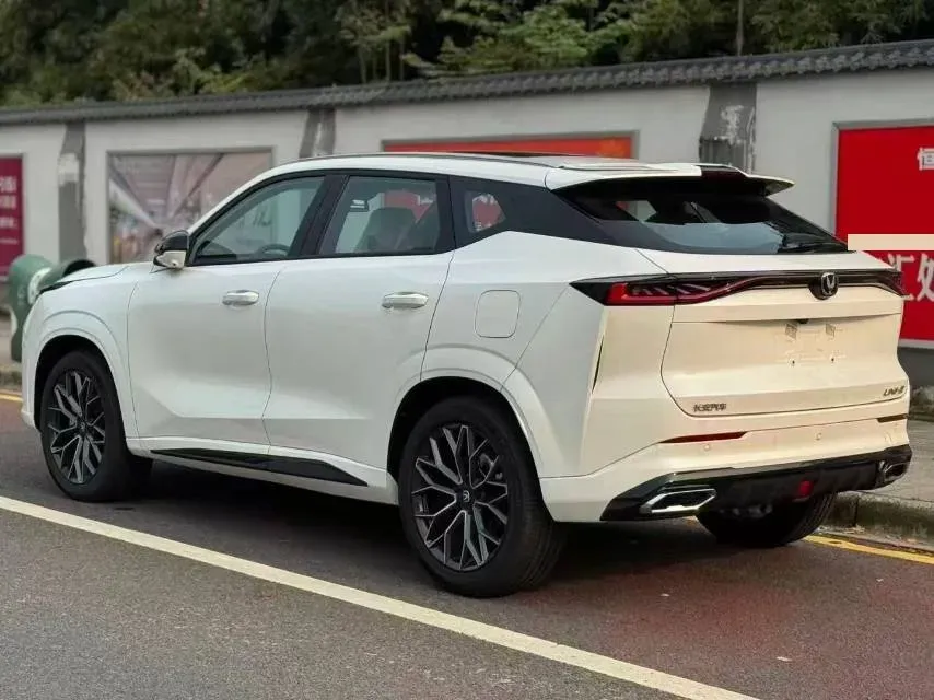 2025 ChangAn UNI-Z 1.5L 98HP L4 E-CVT PHEV,autocango,china used car exporter,china ev exporter,chinese used car exporter,chinese used ev exporter