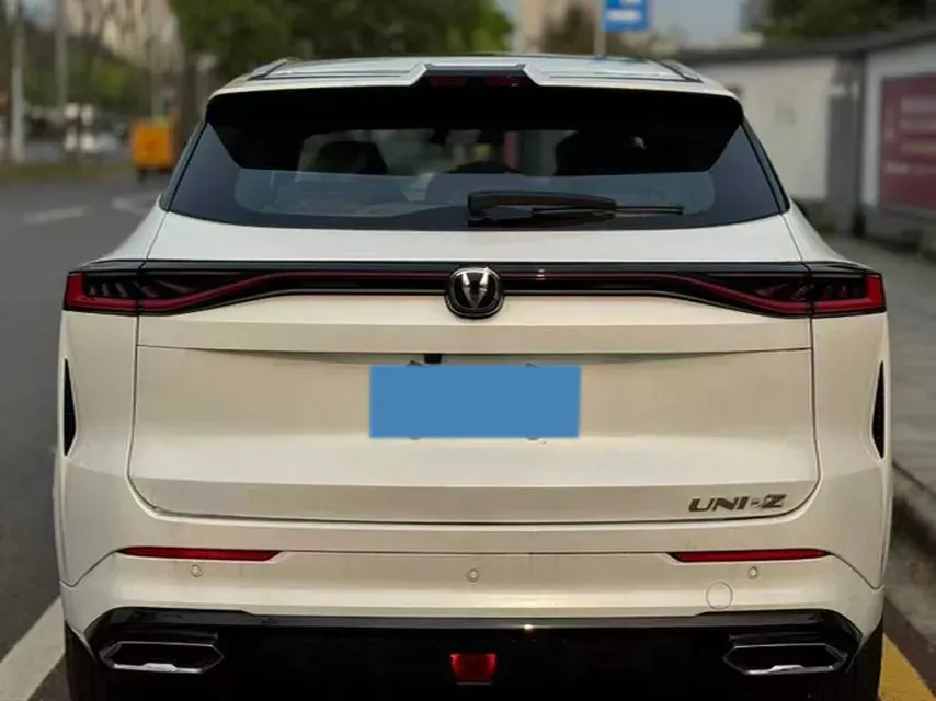 2025 ChangAn UNI-Z 1.5L 98HP L4 E-CVT PHEV,autocango,china used car exporter,china ev exporter,chinese used car exporter,chinese used ev exporter