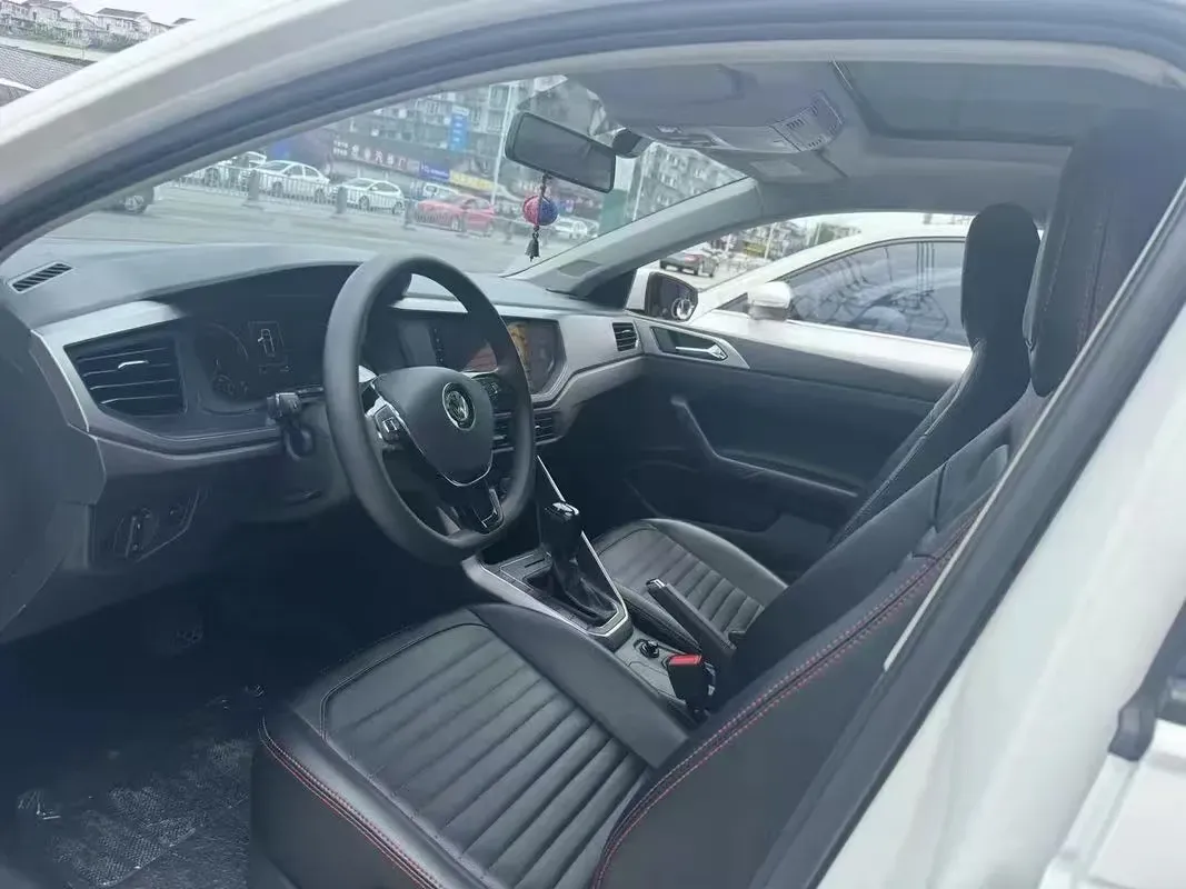 2019 Volkswagen Polo 1.5L 113HP L4 6AT,autocango,china used car exporter,china ev exporter,chinese used car exporter,chinese used ev exporter