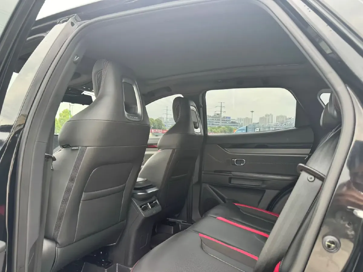 2022 Jetour DASHING 1.6T 197HP L4 7DCT,autocango,china used car exporter,china ev exporter,chinese used car exporter,chinese used ev exporter