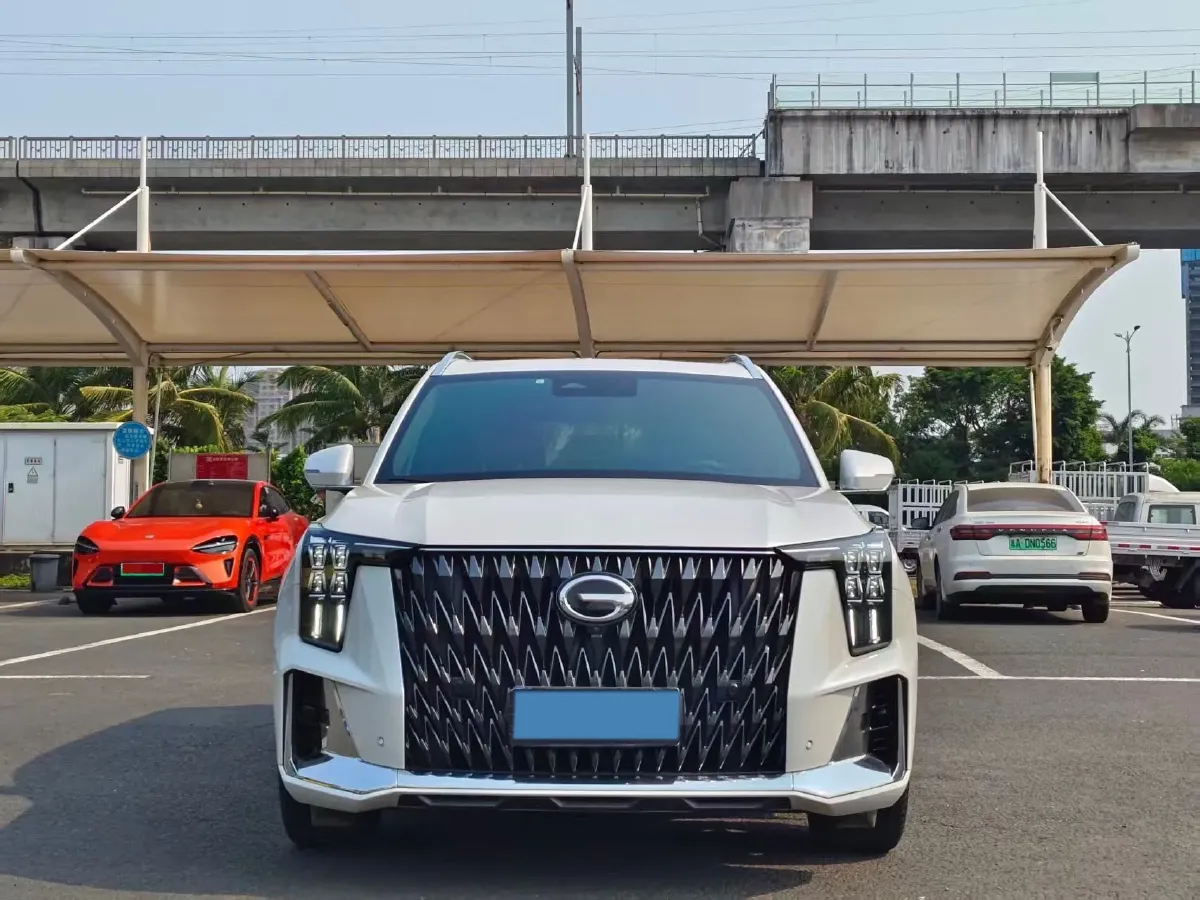 2022 GAC Trumpchi GS8 2.0T 190HP L4 E-CVT Hybrid,autocango,china used car exporter,china ev exporter,chinese used car exporter,chinese used ev exporter