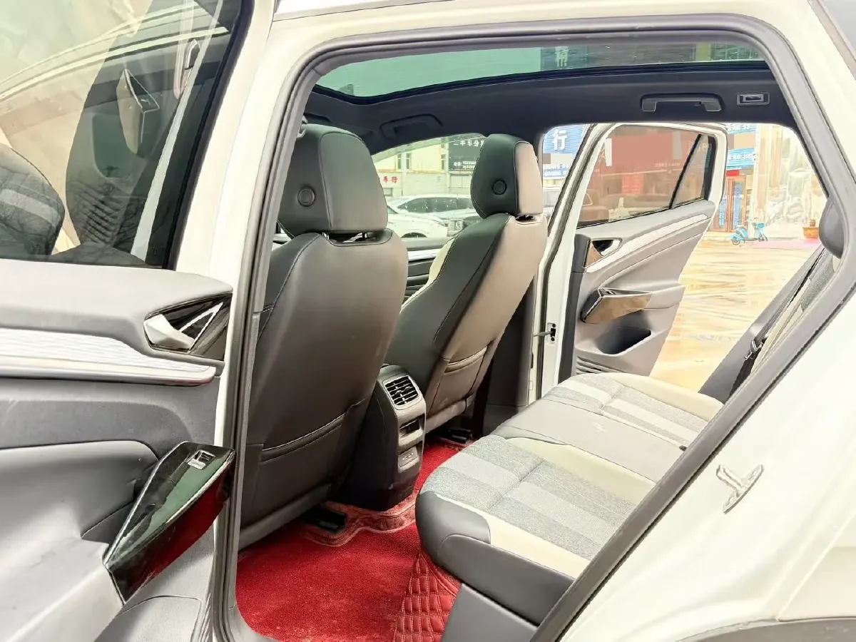 2024 Volkswagen ID.4 Crozz BEV 55.7KWH,autocango,china used car exporter,china ev exporter,chinese used car exporter,chinese used ev exporter