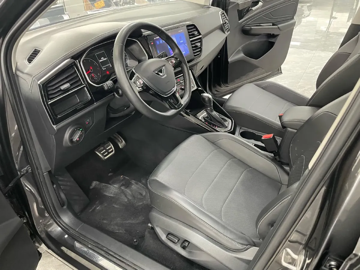 2021 Jetta VS7 1.4T 150HP L4 6AT,autocango,china used car exporter,china ev exporter,chinese used car exporter,chinese used ev exporter