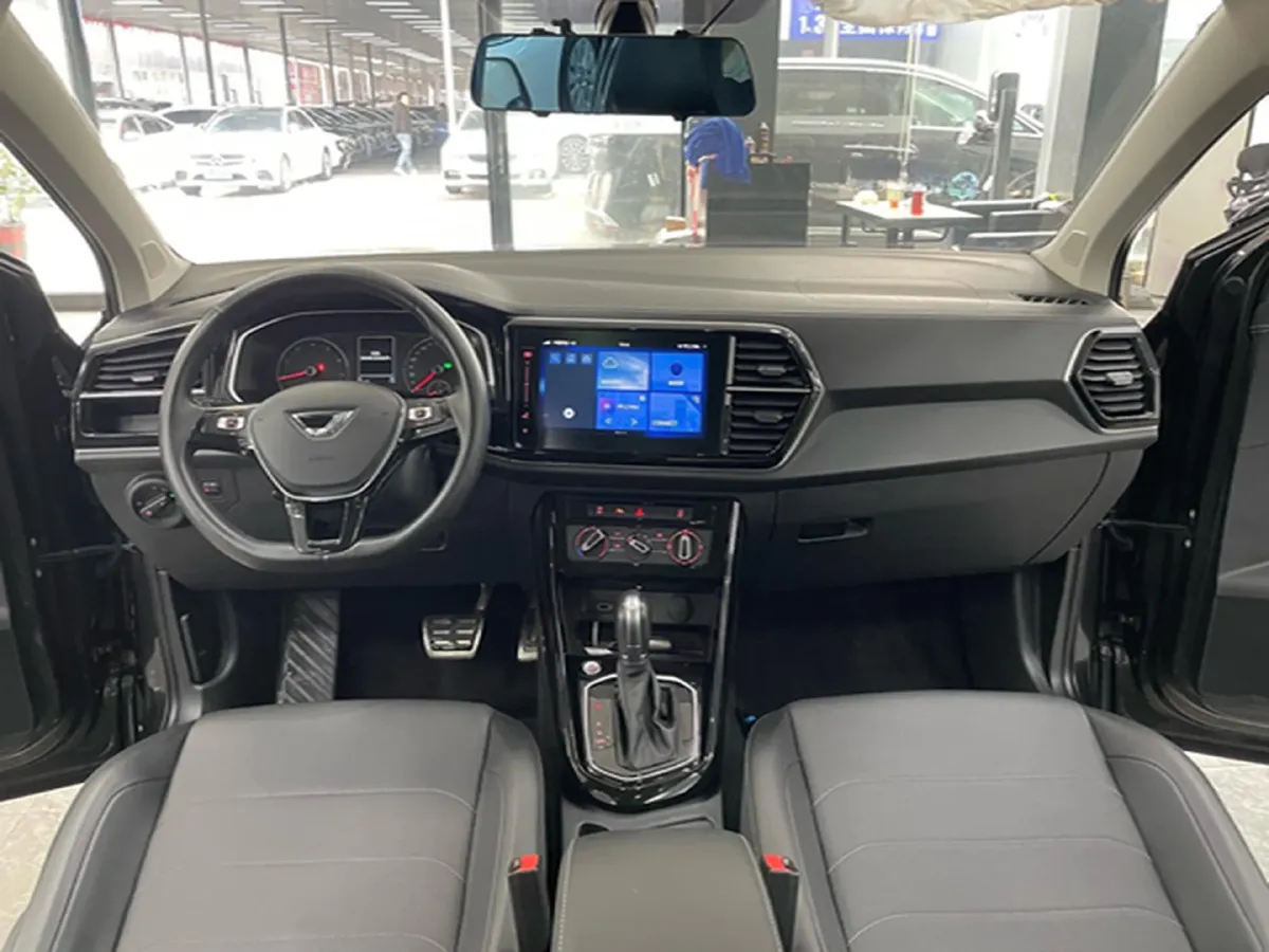 2021 Jetta VS7 1.4T 150HP L4 6AT,autocango,china used car exporter,china ev exporter,chinese used car exporter,chinese used ev exporter