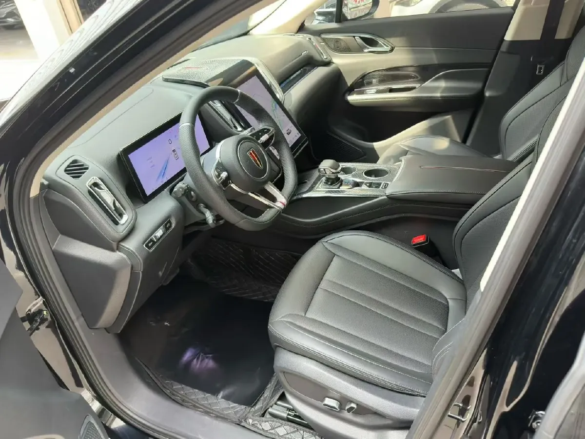 2023 HongQi HS3 1.5T 169HP L4 7DCT,autocango,china used car exporter,china ev exporter,chinese used car exporter,chinese used ev exporter