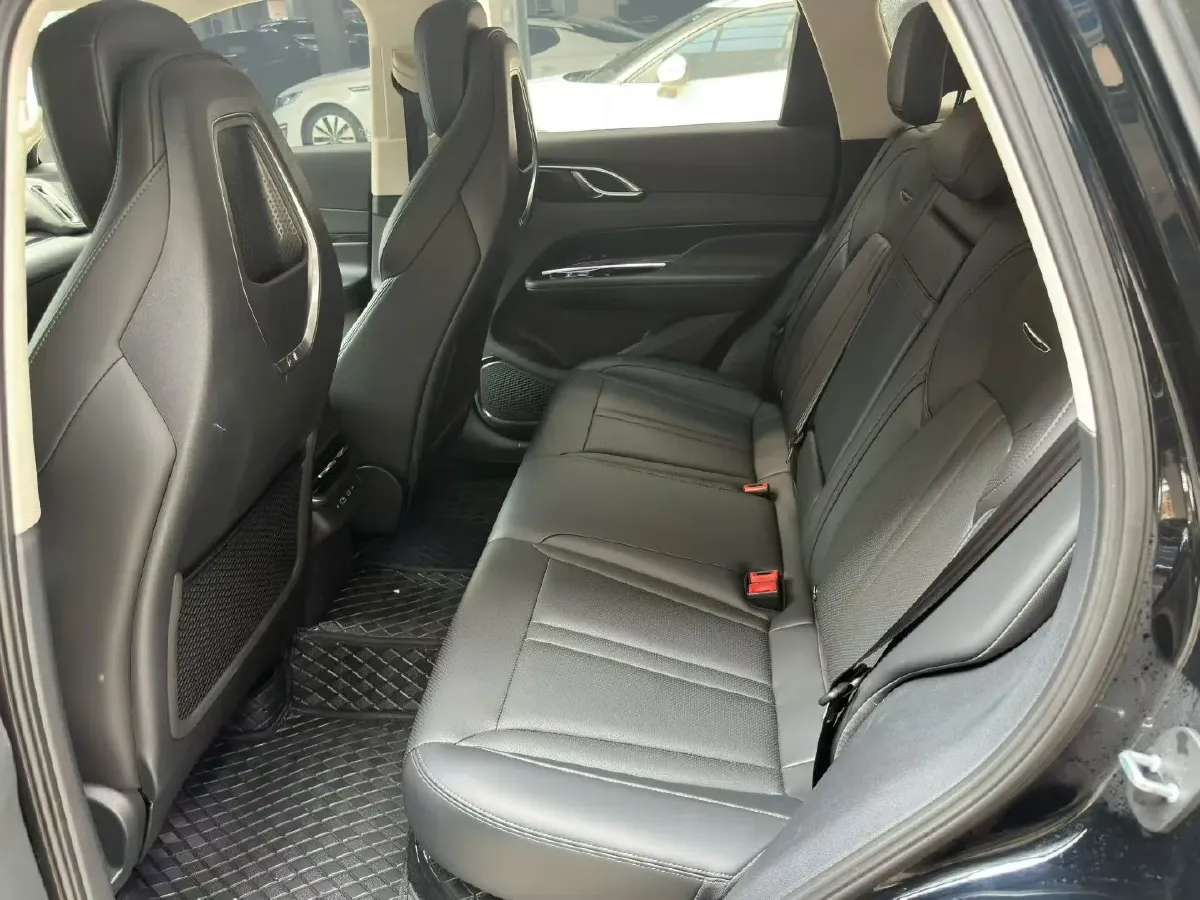 2023 HongQi HS3 1.5T 169HP L4 7DCT,autocango,china used car exporter,china ev exporter,chinese used car exporter,chinese used ev exporter