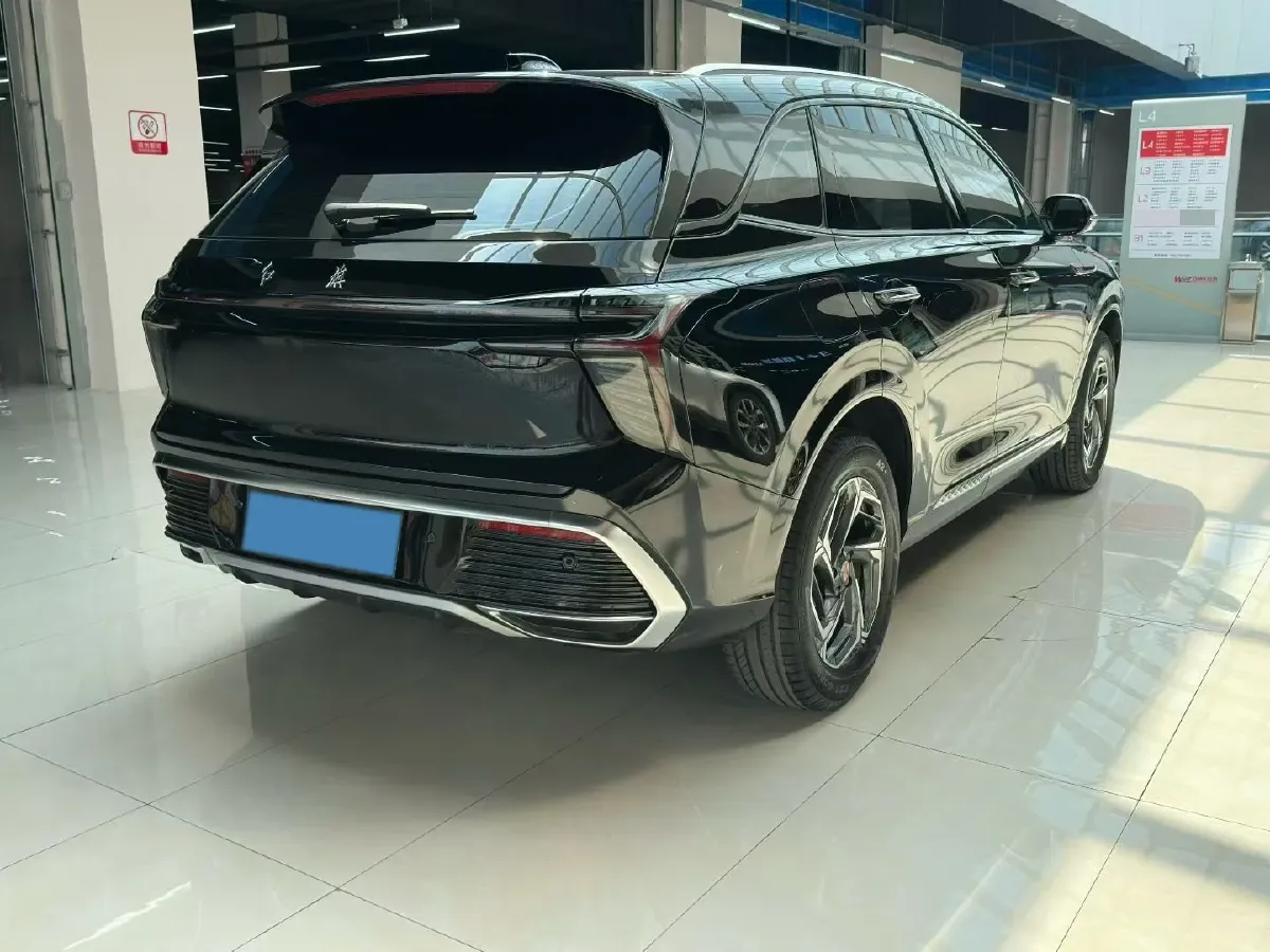 2023 HongQi HS3 1.5T 169HP L4 7DCT,autocango,china used car exporter,china ev exporter,chinese used car exporter,chinese used ev exporter