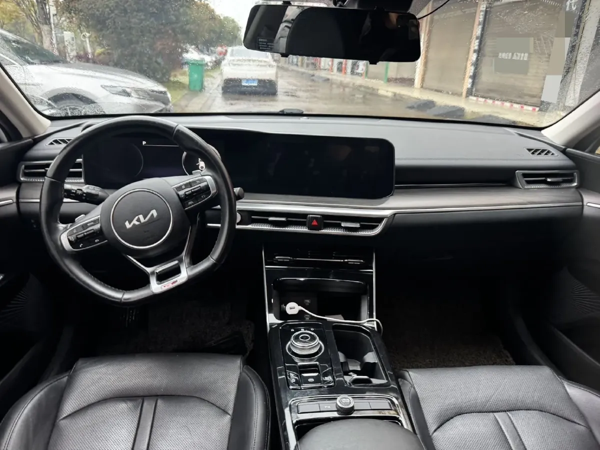 2021 Kia K5 2.0T 240HP L4 8AT,autocango,china used car exporter,china ev exporter,chinese used car exporter,chinese used ev exporter