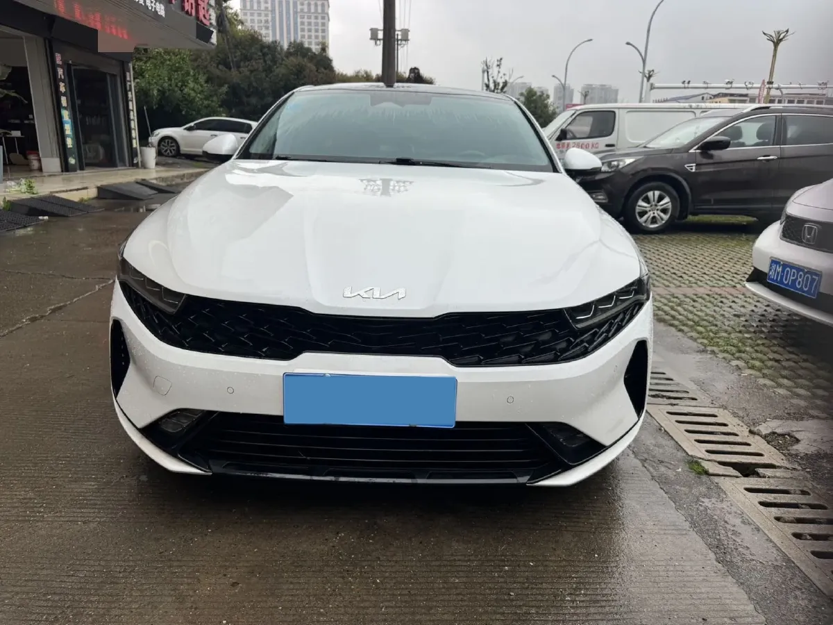 2021 Kia K5 2.0T 240HP L4 8AT,autocango,china used car exporter,china ev exporter,chinese used car exporter,chinese used ev exporter