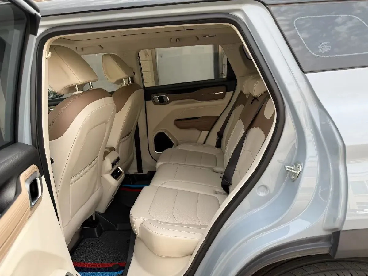 2020 Geely ICON 1.5T 177HP L3 7DCT,autocango,china used car exporter,china ev exporter,chinese used car exporter,chinese used ev exporter