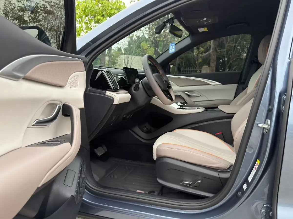 2024 BYD Song Pro 1.5L 110HP L4 E-CVT PHEV 12.9KWH,autocango,china used car exporter,china ev exporter,chinese used car exporter,chinese used ev exporter