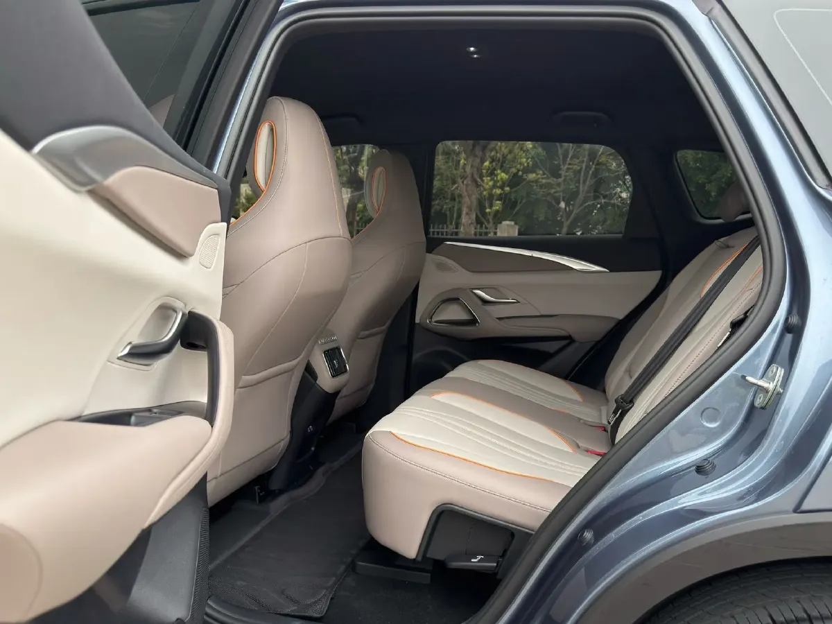 2024 BYD Song Pro 1.5L 110HP L4 E-CVT PHEV 12.9KWH,autocango,china used car exporter,china ev exporter,chinese used car exporter,chinese used ev exporter