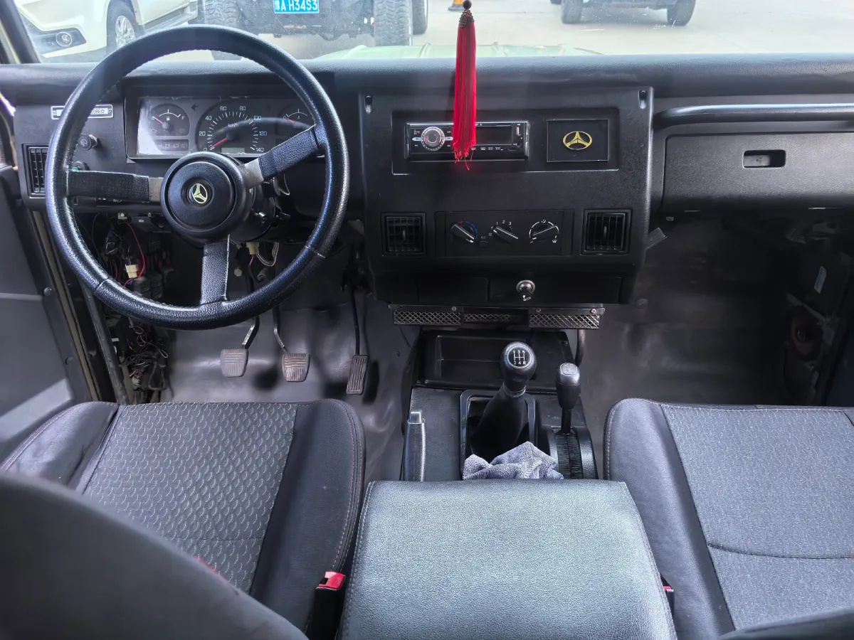 2016 BAW Battle Flag 2.0L 102HP L4 5MT,autocango,china used car exporter,china ev exporter,chinese used car exporter,chinese used ev exporter