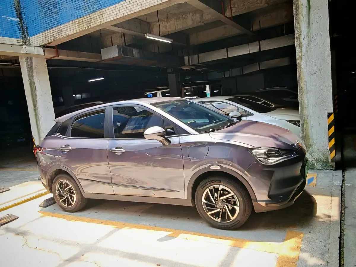 2022 MG 5 1.5L 120HP L4 CVT,autocango,china used car exporter,china ev exporter,chinese used car exporter,chinese used ev exporter