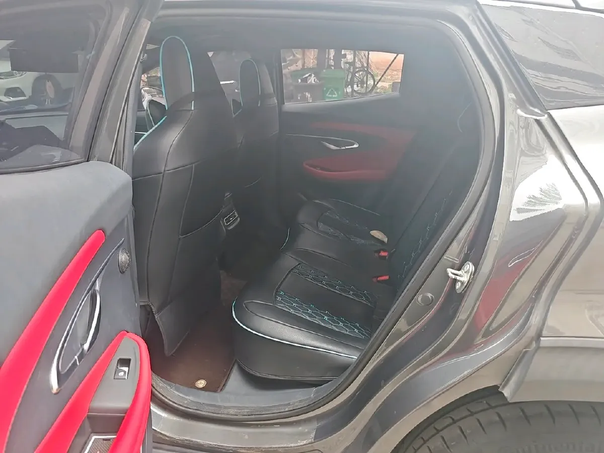 2020 ChangAn UNI-T 1.5T 180HP L4 7DCT,autocango,china used car exporter,china ev exporter,chinese used car exporter,chinese used ev exporter