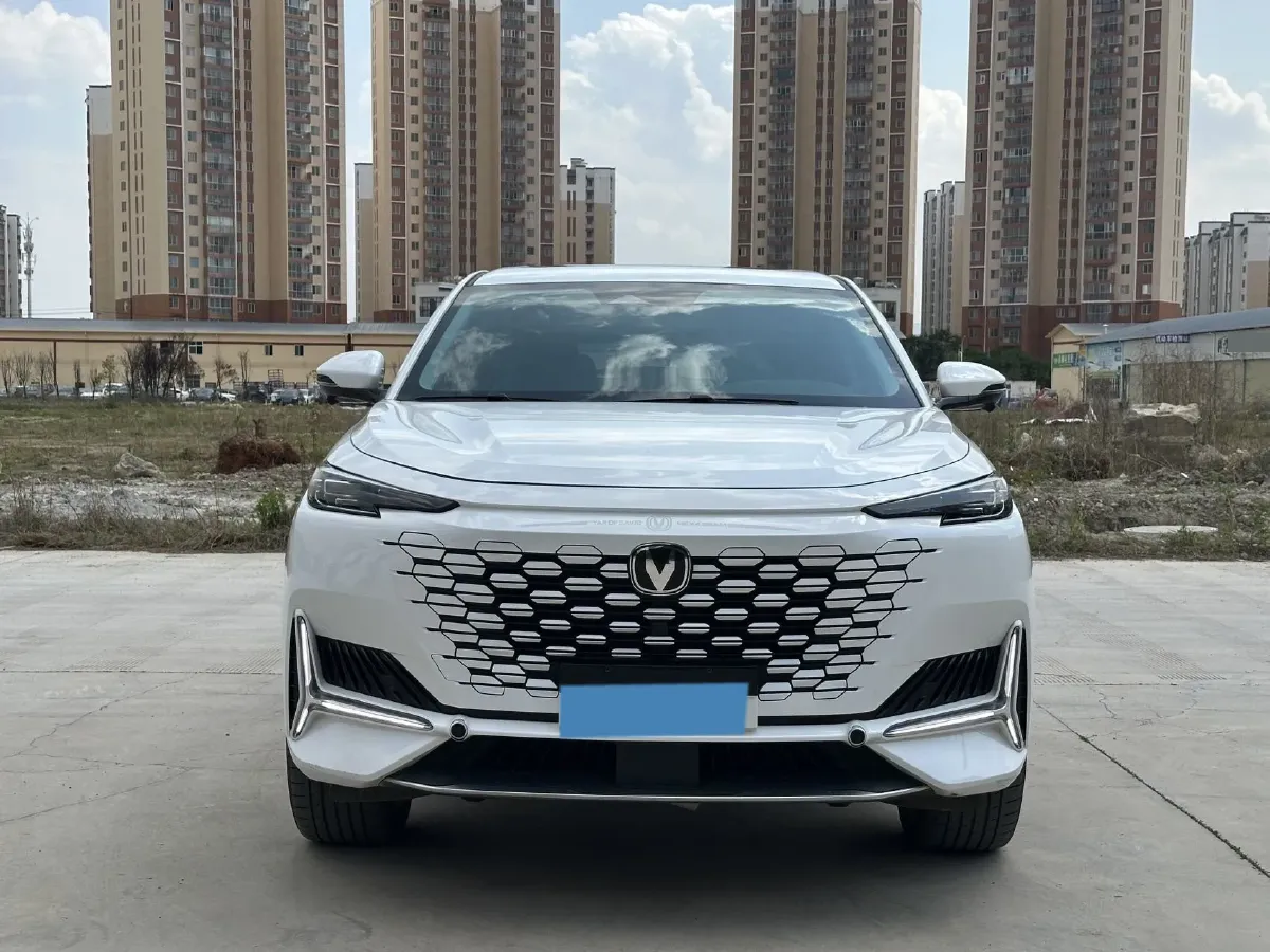 2023 ChangAn UNI-K 2.0T 233HP L4 8AT,autocango,china used car exporter,china ev exporter,chinese used car exporter,chinese used ev exporter
